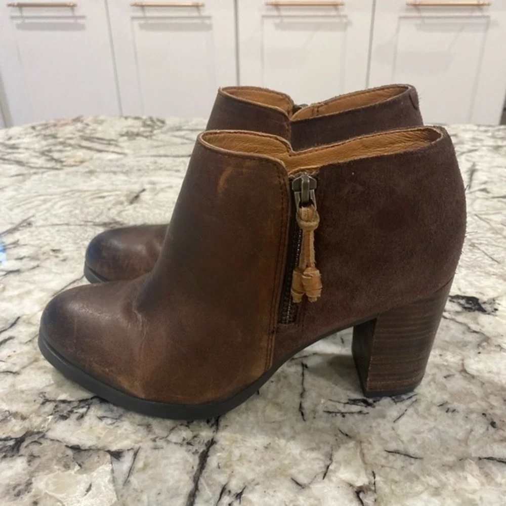 Sperry Dasher Lille Ankle Bootie Brown‎ Leather in Size 7.5